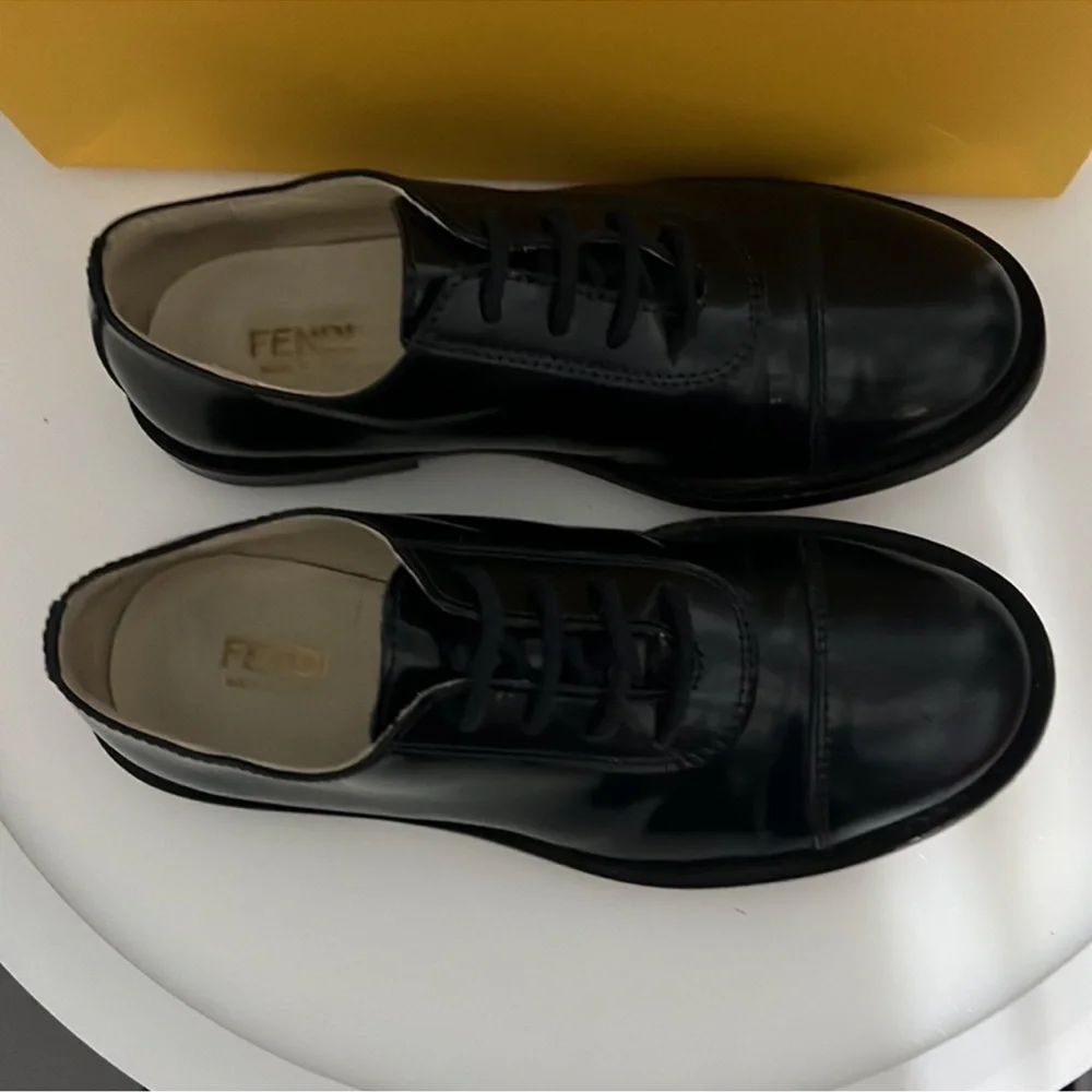 Authentic Fendi luxury designer dark navy blue Oxford derby dress shoes sz 13
